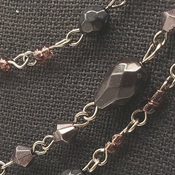 Retro Lightweight Beaded and Silver Tone 4-Strand Tiered Necklace - Picture 4 of 9